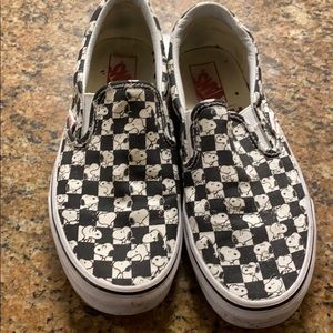 Exclusive Mickey vans